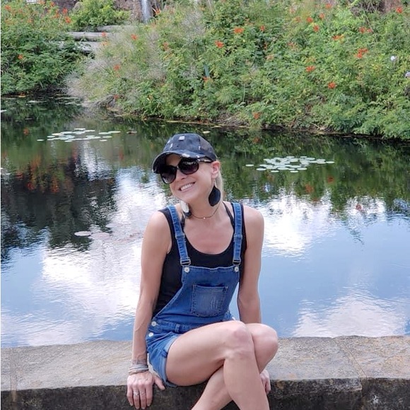 Meet your Posher, Dayna - Picture 7 of 10